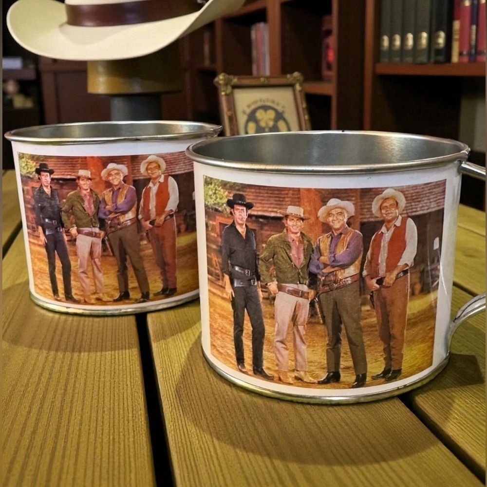 BONANZA (2) Vintage Tin Cups. Collector’s Items. EUC.